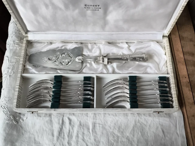 Ancien Coffret à Couvert 3 étages ARGENTAL – 126 Pièces En Métal Argenté, Service Vintage