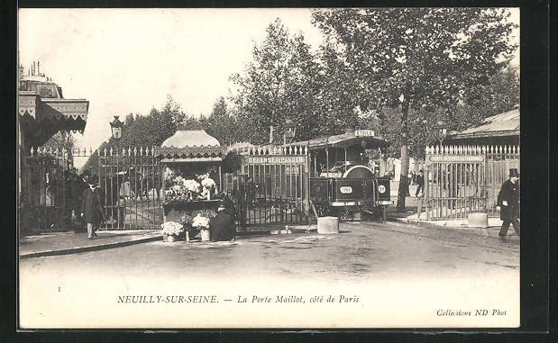 CPA Neuilly-sur-Seine, La Porte Maillot on the Paris side, street view