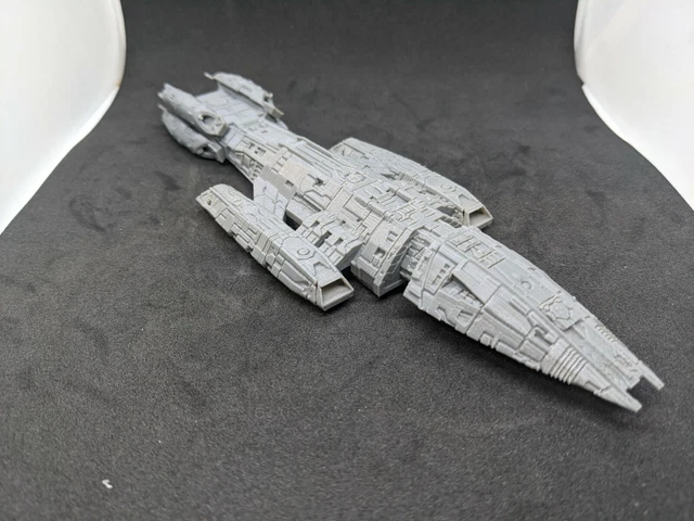 Battlestar Galactica Valkyrie Class Battlestar High Detail Model Spaceship Prop Replica