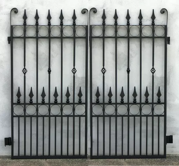 set of 2 FRENCH STYLE PEDESTRIAN GATE BLACK  1540 X 850 mm  NEW hinges incl