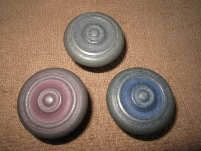 3 Exxel Olde World 1 1/2" Multi-Color Cabinet Door / Drawer Pull Knobs Lot#5