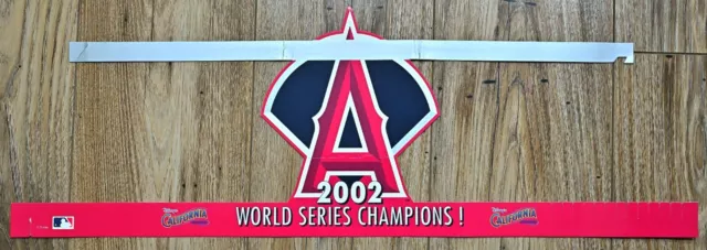 '02 World Series Anaheim Angels giveaway Disney CA Adventure Parade: 2 hats Rare