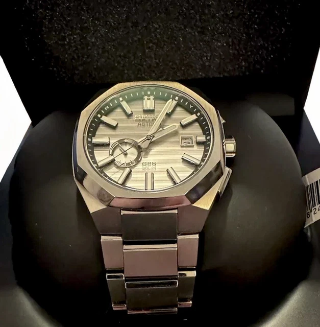SEIKO SOLAR TITANIUM Chronograph SSC363P1 Warranty Box 202.85 PicClick UK