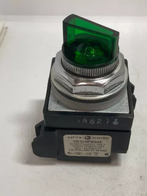 General Electric Cr104Pst21G00S2 Selector Switch Ill Green 120V 2 Pos Main Nnb