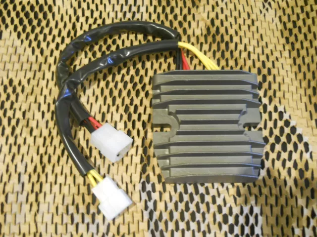 Triumph MOSFET Regulator-Rectifier Daytona 600,675 Tiger 955i 1050 Speed Triple' Triumph MOSFET Regulator-Rectifier Daytona 600,675 Tiger 955i 1050 Speed Triple'