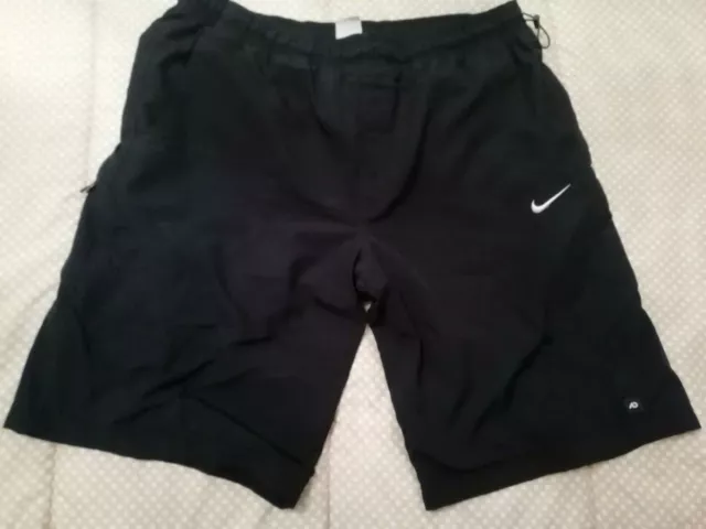 THE ATHLETIC DEPT Nike XL Pantalon Court Bleu Marine Occasion EUR