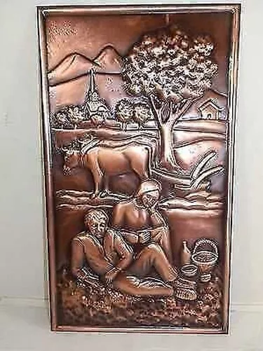 Panel Cuadro Decorativo Cobre en Relieve Con Escena Campesinos A Resto