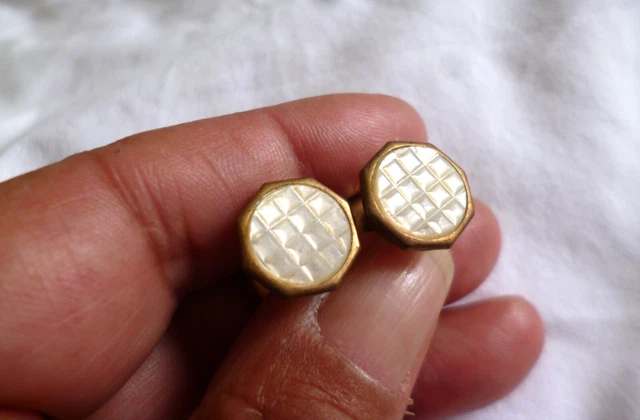 Boutons De Manchette Vintage En Coffret - Couleur Or Avec Blason, Bijou Ancien Pour Homme