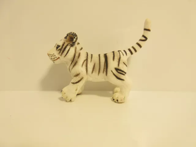 14353 Schleich Tiger: White Tiger Cub ref:1D2360