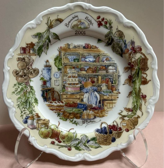ROYAL DOULTON BRAMBLY Hedge Plate 8” 21 x 21cm 2001 UK