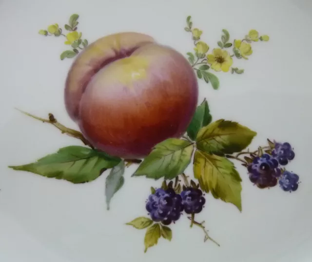 ⚔ Meissen eNP 643€ Blattschale Konfektblatt Fruchtmalerei Pfirsich Brombeeren 2