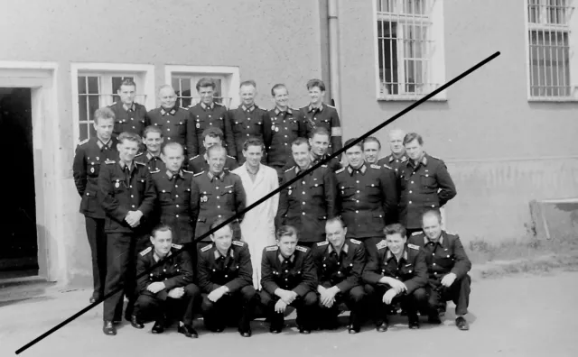 Orig. Negativ Portrait Gruppenaufnahme KVP Volkspolizei DDR Frühe 1950er Jahre