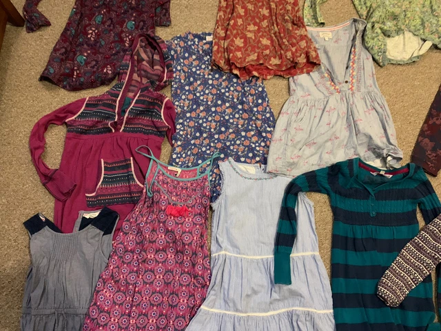 Eighteen Piece Huge Girls Age 8-9 Fat Face Mainly Dress Clothes bundle. 4