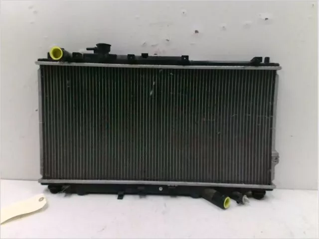 Radiateur occasion KIA SHUMA II Phase 1 - 1.6i -