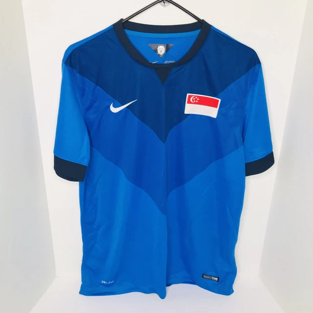NIKE SINGAPORE FOOTBALL Soccer Jersey Mens Size Large National Team
