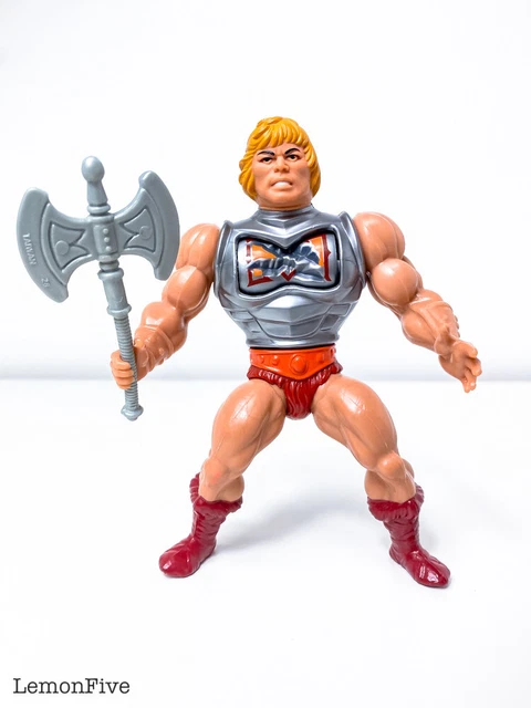 De Toyboys | Vintage Masters of The Universe: Weapons Pak Yellow Chest