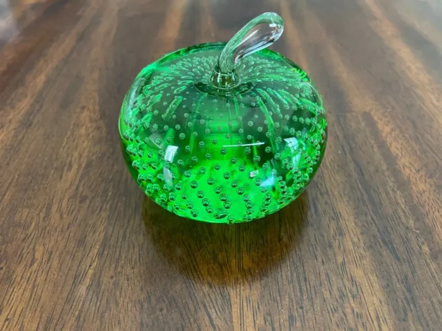 Murano? Controlled Bubble Beautiful Clear Bottom Green Apple Paperweight