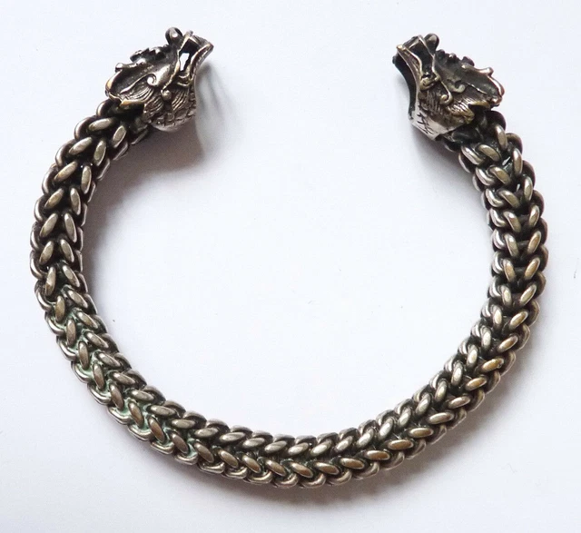 Bracelet Ancien Rigide En Maille Serpent Avec Décor De Têtes De Dragon - Métal - Occasion