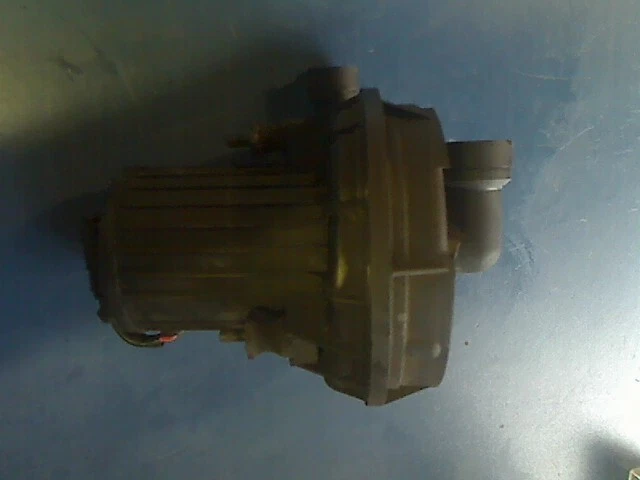 Pompa aria secondaria Audi APF 06A959253B 8L A3 1.6