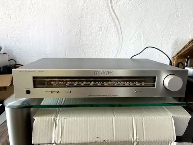 Luxman T-1 Sintonizzatore stereo AM/FM (1980-1982)