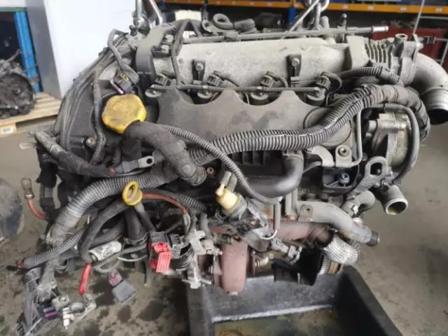 Moteur OPEL ZAFIRA B 55207536