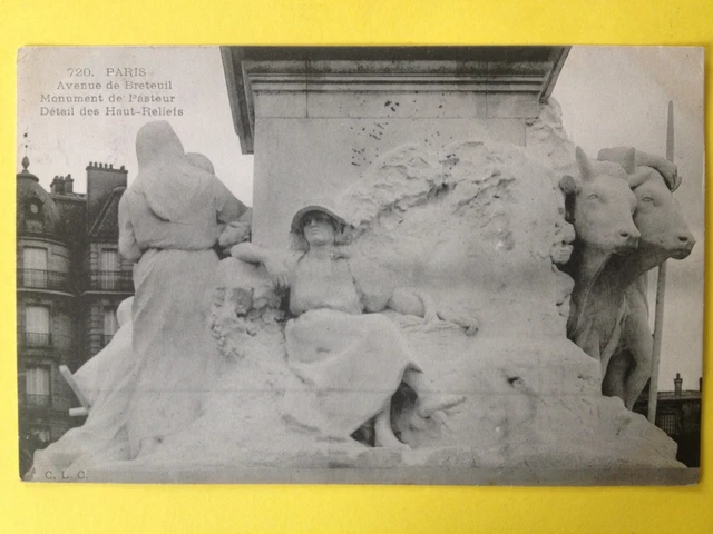 PARIS Avenue de Breteuil MONUMENT de Louis PASTEUR Hauts Reliefs Vaccin Rage