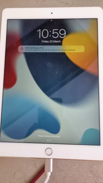 Apple iPad Air 2 64GB, Wi-Fi, 9.7in - Gold