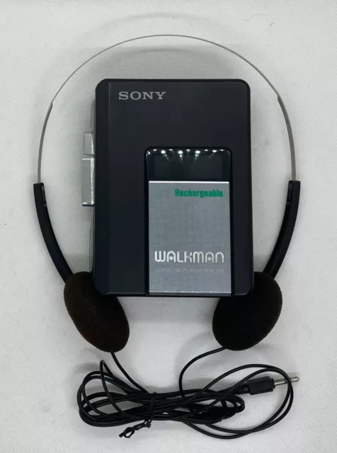 Sony Walkman WM-B18 Cassette Player mit Akku + Netzteil Stereo Kopfhörer MDR-006