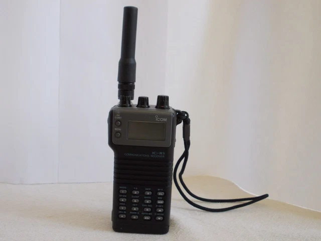 RECEPTOR DE COMUNICACIONES portátil ICOM IC-R20 con batería probado