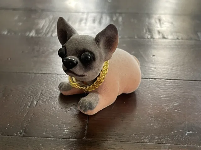 Chihuahua Vintage Nodding Dog Lovely Small Bobble Head Beauty Figurine