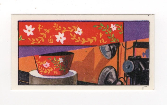 Tea card. Science in the 20th C. #17 Photography. A periphery camera