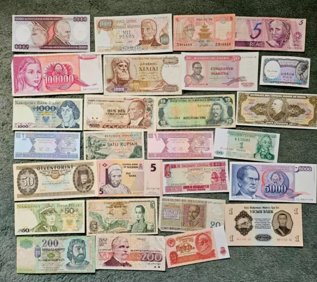 50 Banknotes from around the World, Majority are Uncirculated, {L137}