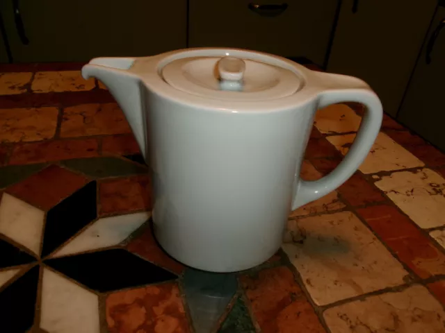 Ancienne VERSEUSE, CAFETIÈRE,THÉIÈRE en porcelaine PILLIVUYT France