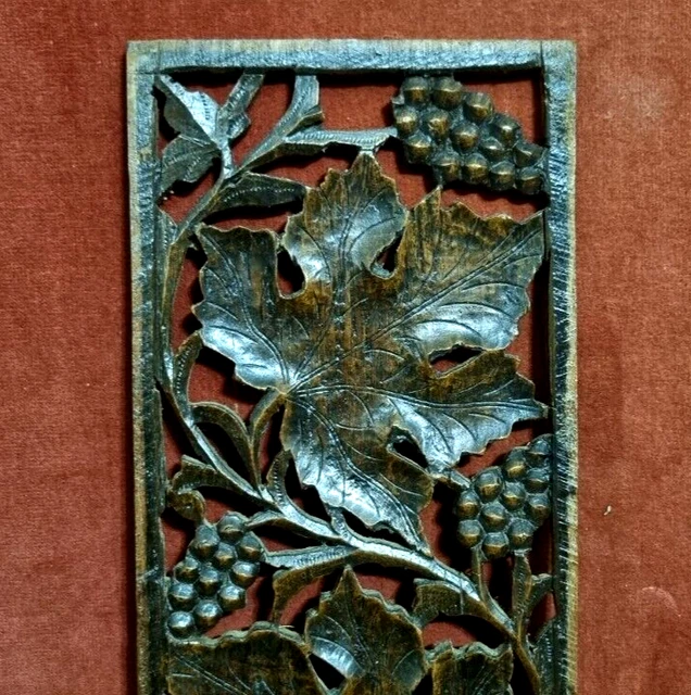 Pierced grape vine wood carving panel - Antique french architectural salvage 16"