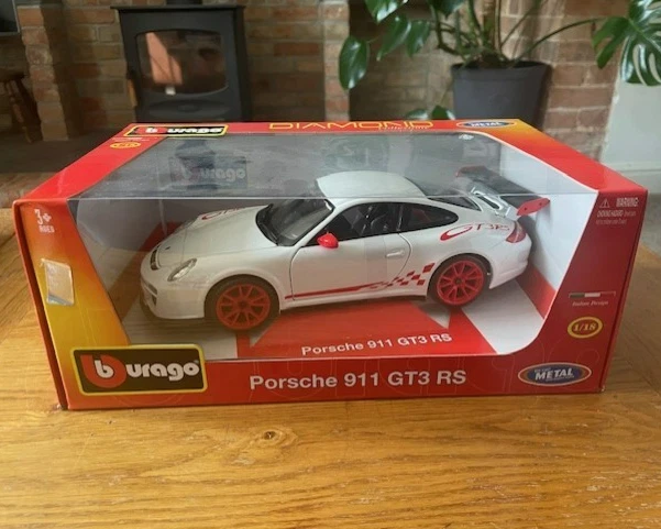 Bburago Bburago 1:18 Plus Porsche 911 GT3 RS White