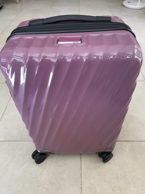 Tumi 18 Inch International Expandable 4 Wheel Carry On Suitcase