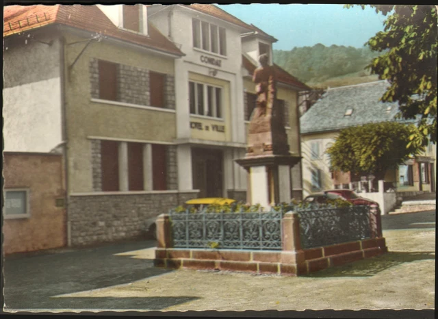 15 Condat-En-Feniers Monument Aux Morts Mairie Carte Postale