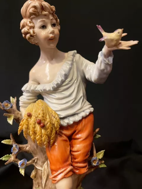 Vintage Capodimonte Porcelain Lady And Bird, Absolutely Stunning😮😍 2