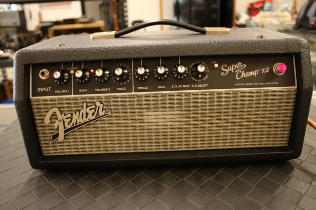 Fender Super Champ X2 HD 2-Channel 15-Watt Vintage Modified Tube Guitar Amp Head Fender Super Champ X2 HD 2-Channel 15-Watt Vintage Modified Tube Guitar Amp Head