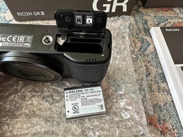 [EXTRA BATTERIES] Ricoh GR III 24.2MP w/ GR GA-1 Extender, TONS of accessories 10