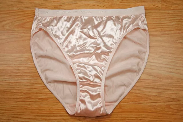 Vintage Premiere Collection Nylon Shiny Glossy Satin Cream Hi-Leg Panty Large