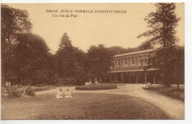 Carte Postale Ancienne Douai – École Normale D'institutrices – Chambre D'élève – CPA 59
