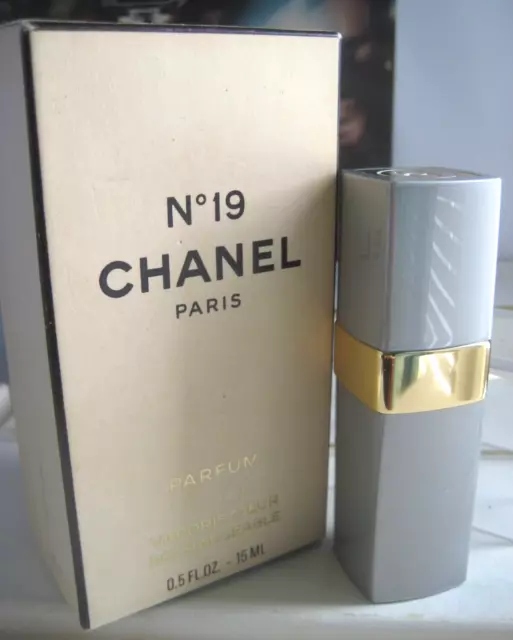 🎁1970s 0.5 oz **PARFUM** Vintage Chanel No 19 Pure perfume extrait spray