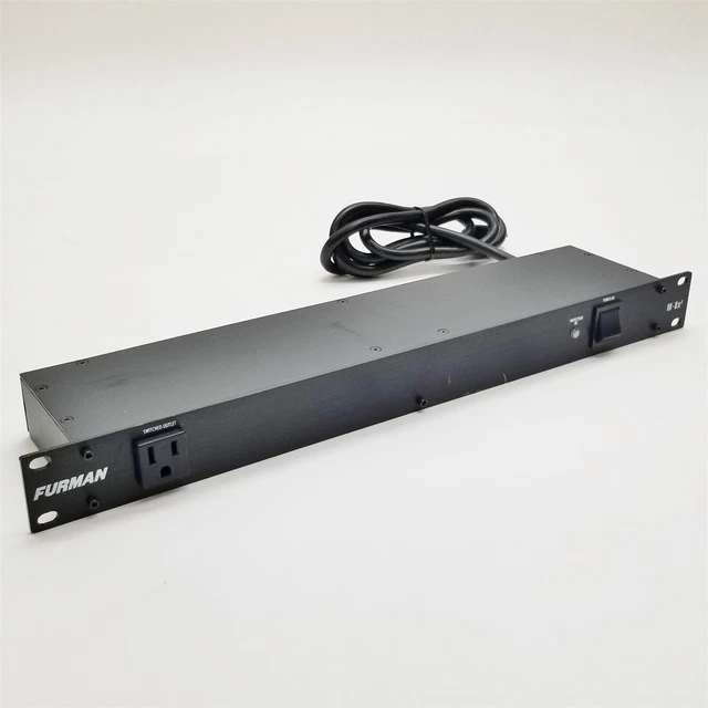 FURMAN M8X2 15A Standard Power Conditioner Gestellhalterung 8 Ausgänge