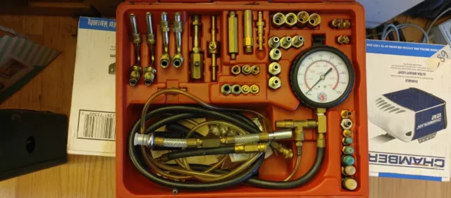 Matco Tools FIT550 Master Fuel Pressure Tester Kit