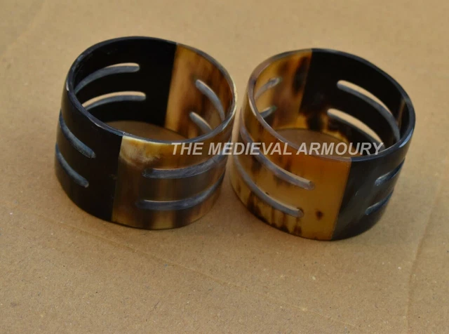 Bracciale vichingo medievale in corno di bufalo naturale