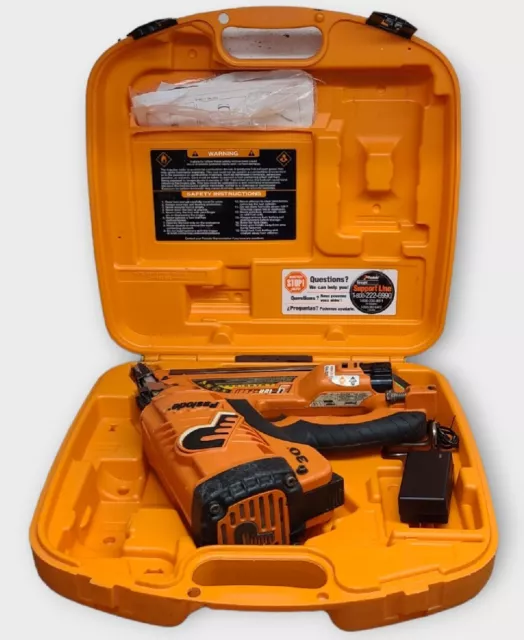Paslode CF325Li Li-ion Cordless 30° Framing Nailer Kit.