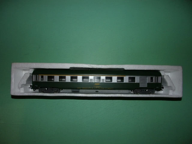 RMA Voiture Voyageurs UIC 2e Classe – 1/43 – Vert/argent – Neuf