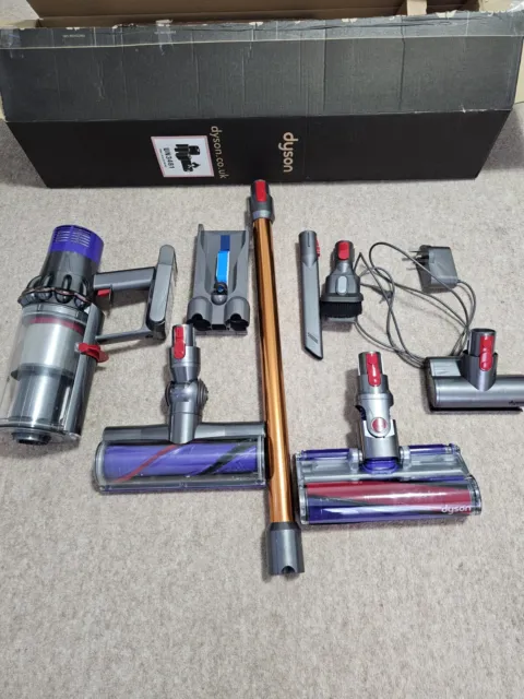 Dyson V10 Absolute Vacuum Cleaner - Cleaned