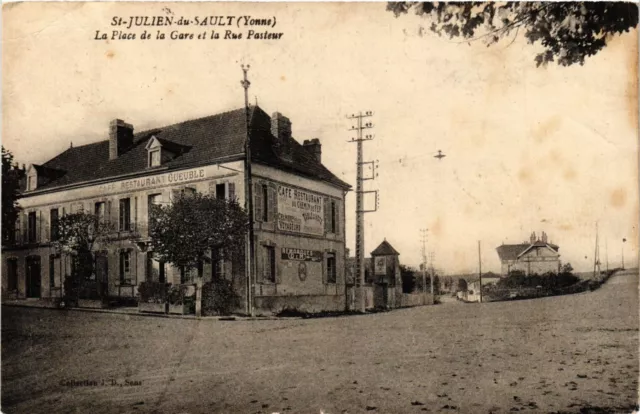 CPA AK St-JULIEN-du-SAULT - La Place de la Gare et la Rue (358189)